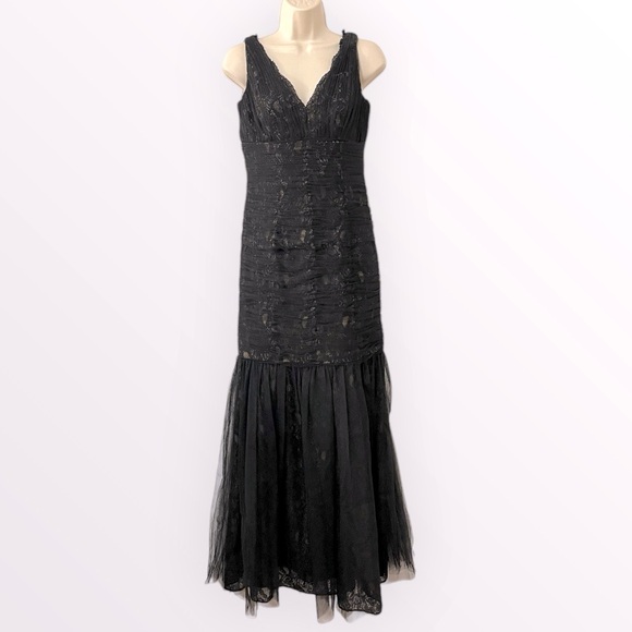 Monique Lhuillier Lusting Over You Black Gown $598 - Picture 7 of 16